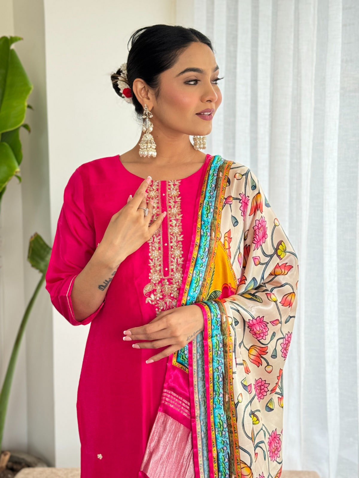 Premium Fuchsia Dola Silk Suit with Gaji Silk Lakri Patta Dupatta
